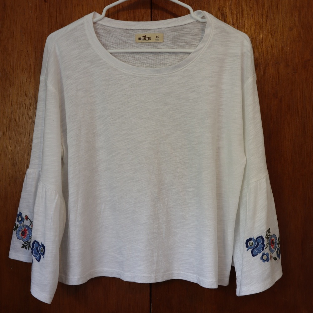 Hollister xs small shirt